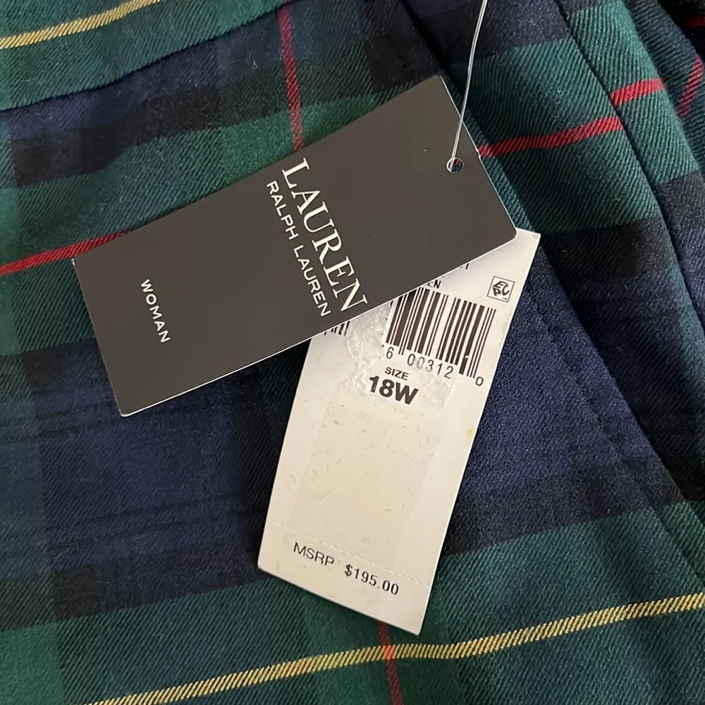 LAUREN Ralph Lauren Plus Size Plaid Pleated Twill Ankle Pants - Picture 14 of 14